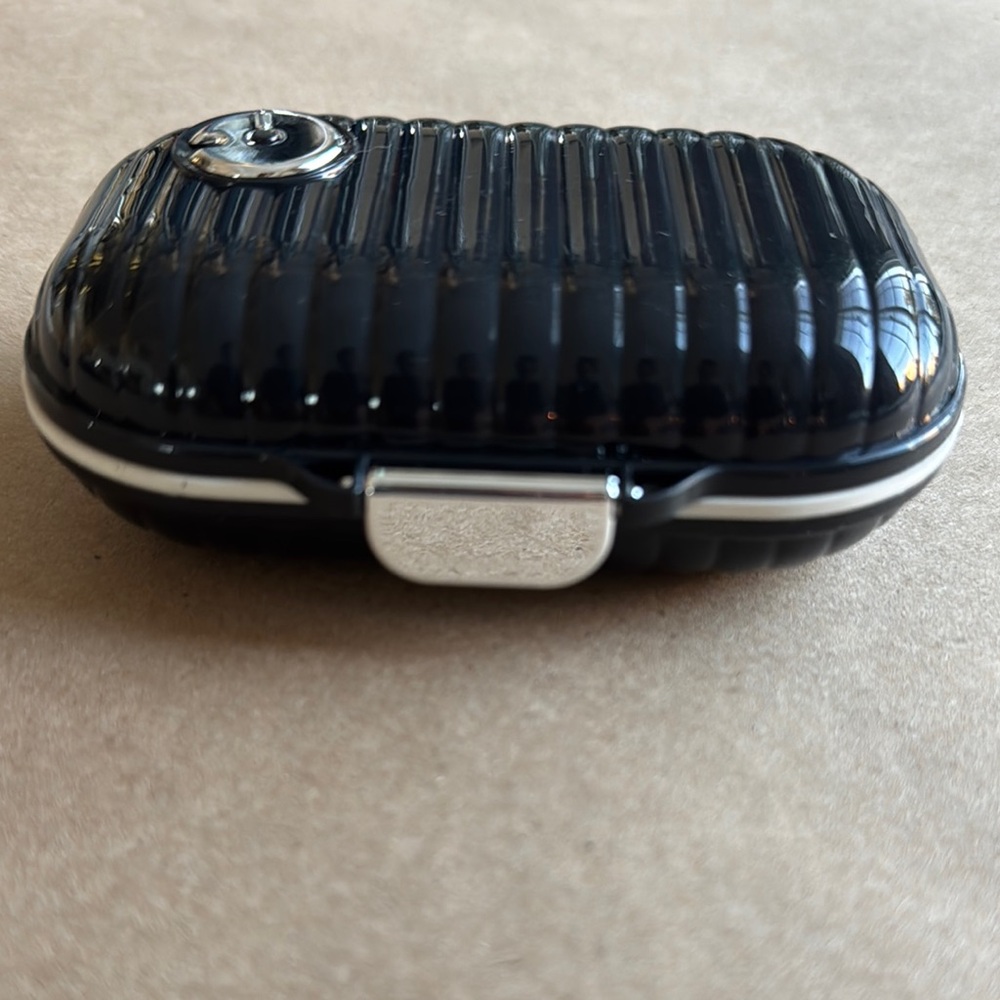 Black Hard Shell Pill Box - Picture 6 of 6